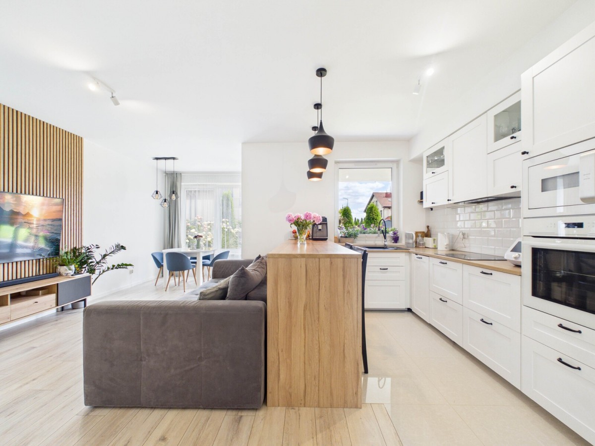 Квартира - 3 кімнати - 64 м² - вул. Лавандова Зелонки