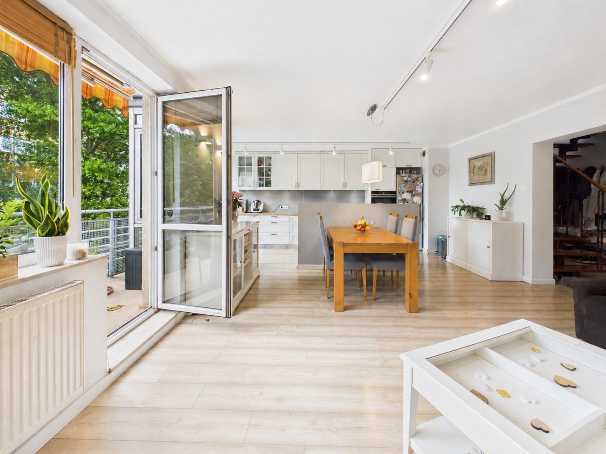 Wohnung - 3 Zimmer - 120 m² - ul. Stanisława Fliegera Katowice Śródmieście