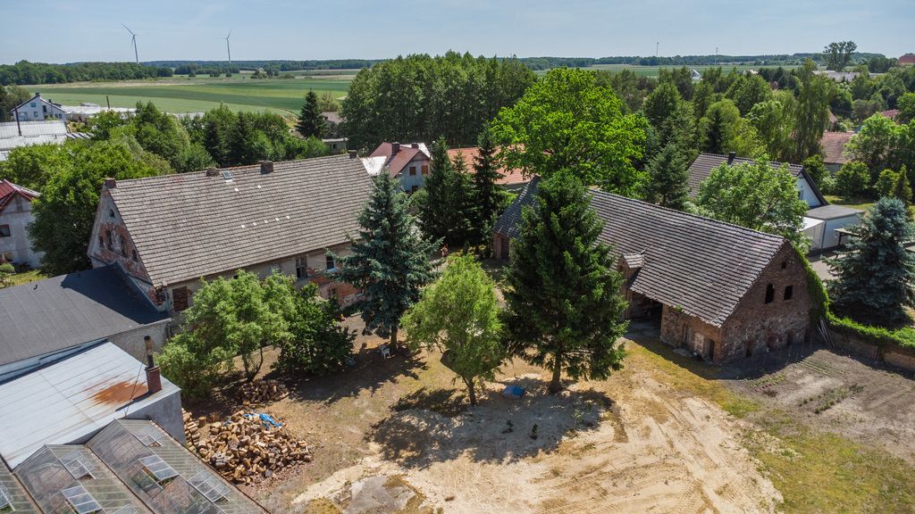 Dom - 14 pokoi - 300 m² - Drożków
