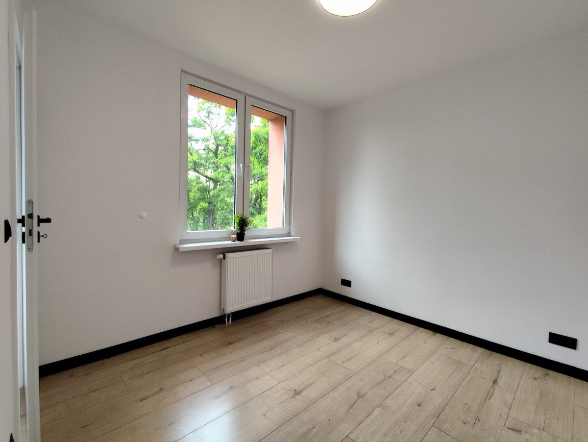 Квартира - 2 комнаты - 39 м² - ул. Юлиана Тувима, Бытом