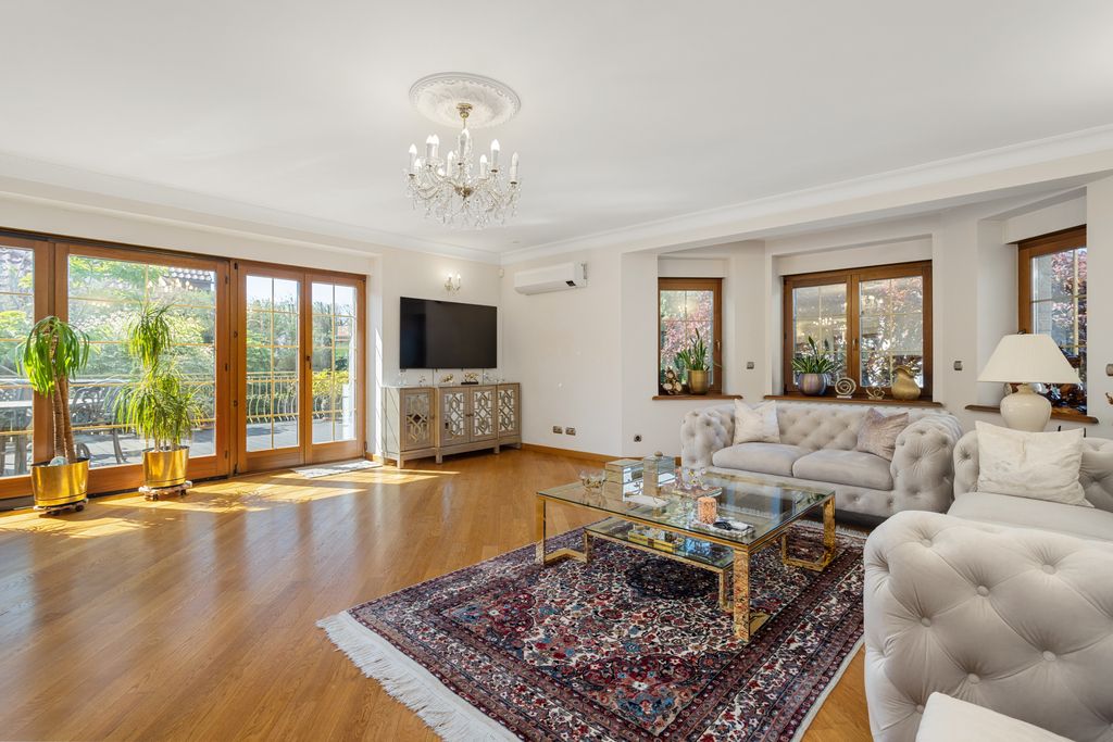 Dom - 4 pokoje - 360 m² - ul. Namysłowska Poznań Junikowo