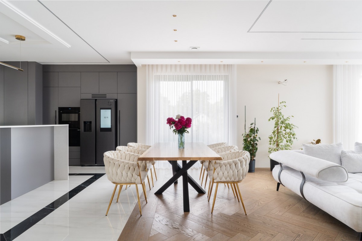 집 - 6개 방 - 281 m² - 도미노프