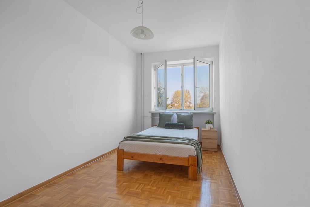 Apartment - 4 rooms - 86 m² - Fasolowa St. Warsaw Włochy Stare Włochy