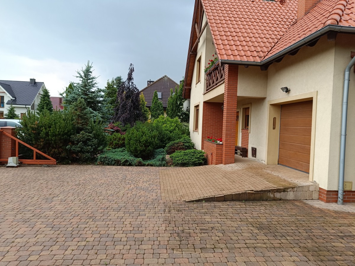 House - 6 rooms - 201 m² - Tęczowa Street Robakowo
