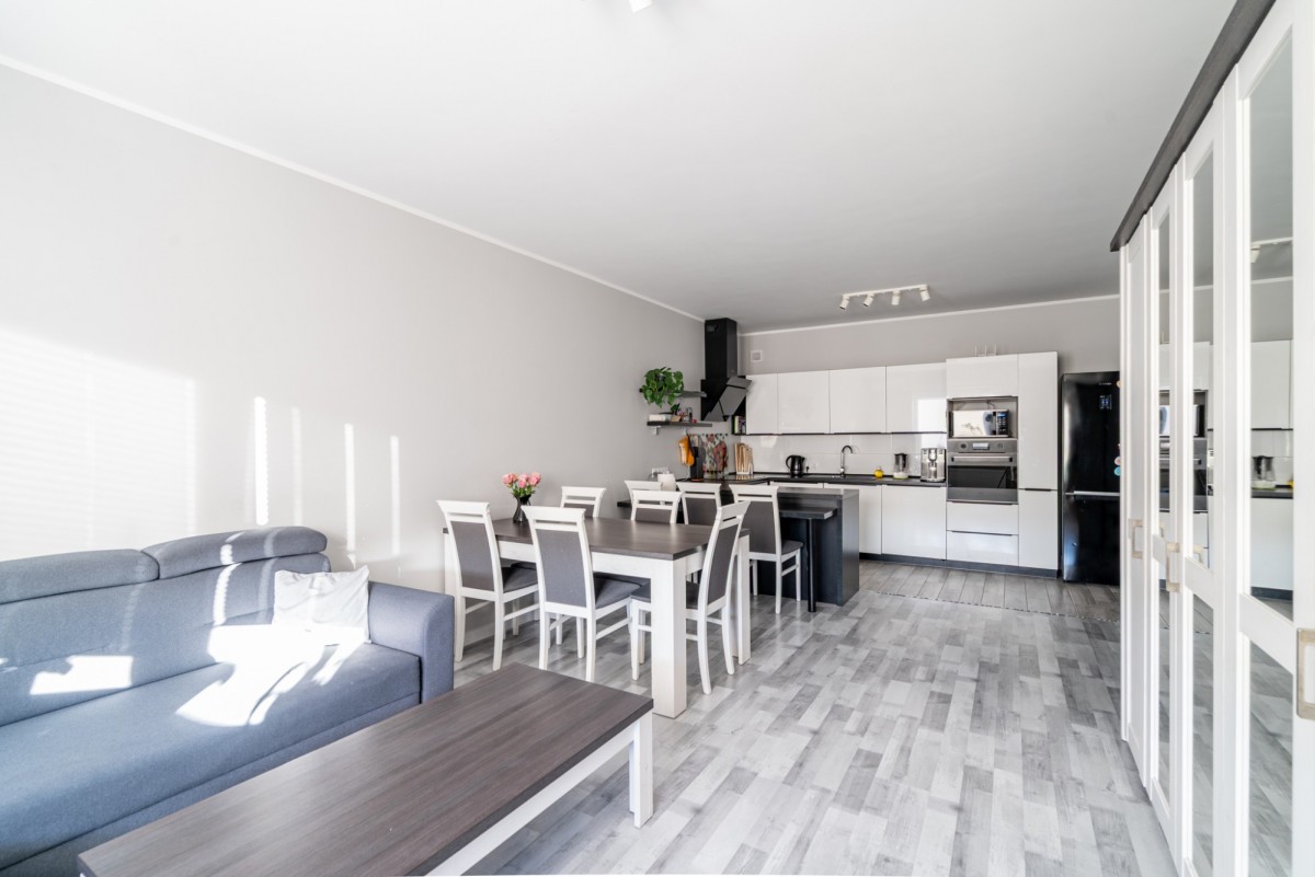 Квартира - 3 комнаты - 67 м² - ул. Лесная Кажмир