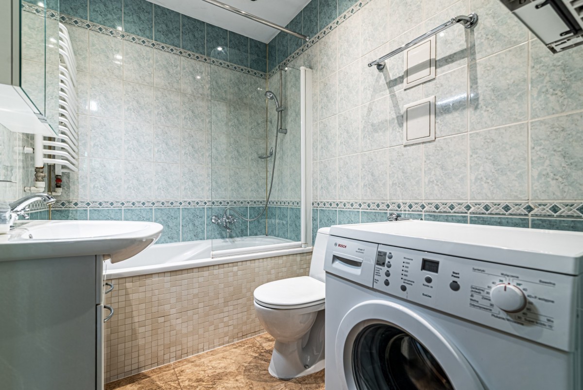 Apartment - 2 rooms - 49 m² - elevator - St. Łazarza St. Kraków Wesoła