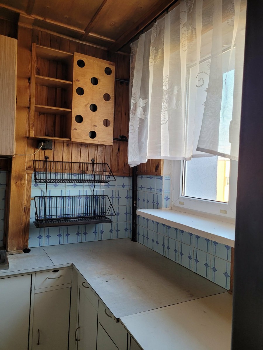 Квартира - 3 комнаты - 46 м² - ул. Гловацкого Колушки