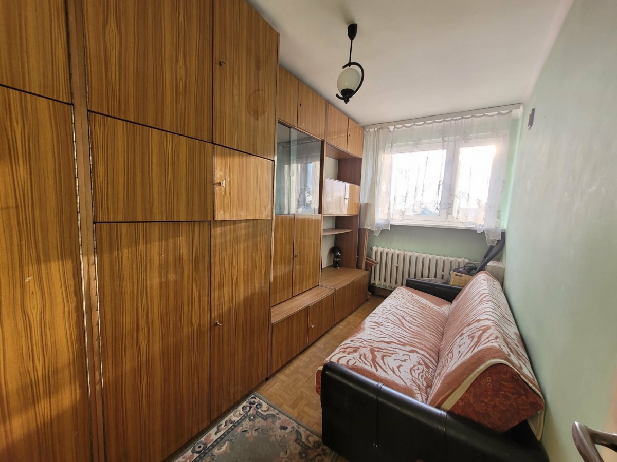 Квартира - 3 комнаты - 46 м² - ул. Гловацкого Колушки