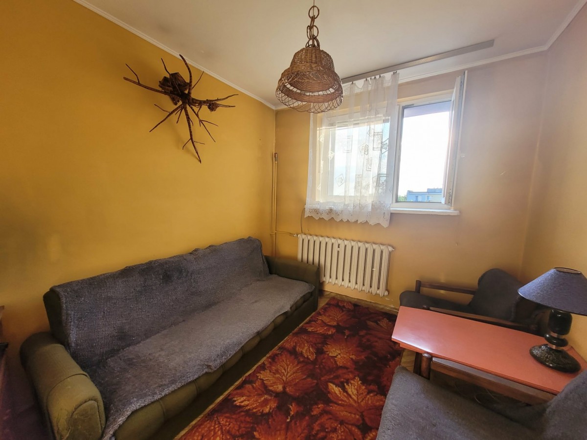 Квартира - 3 комнаты - 46 м² - ул. Гловацкого Колушки