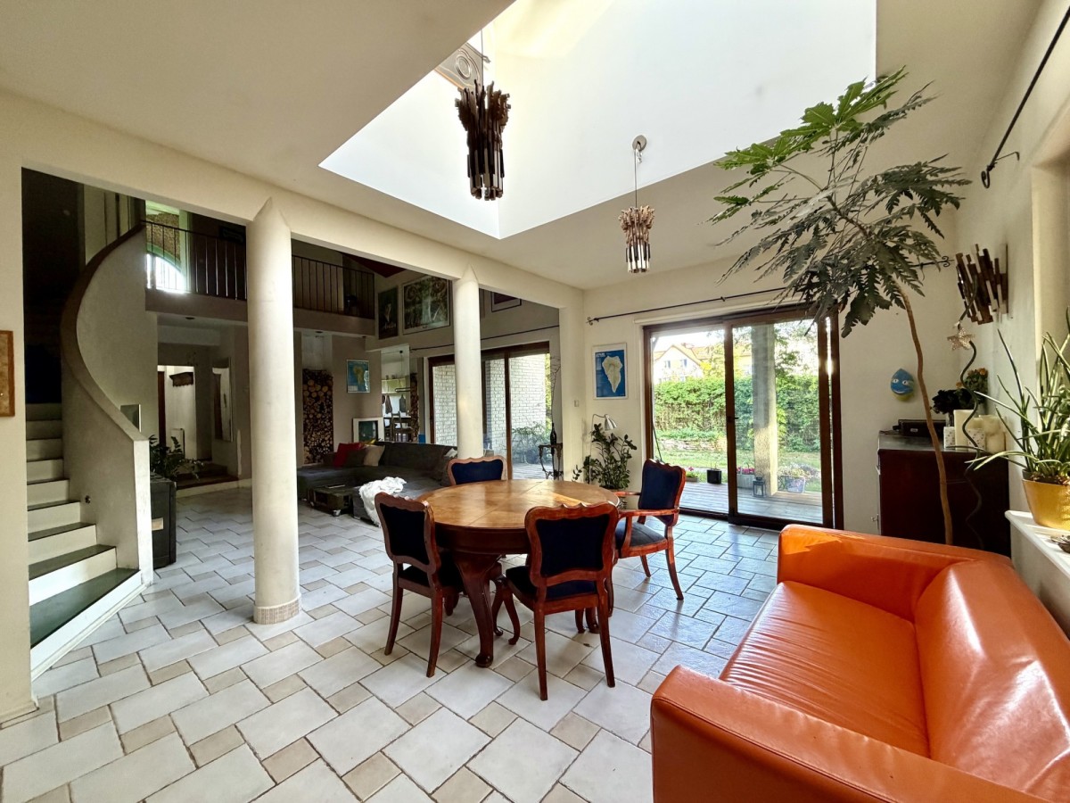 Haus - 6 Zimmer - 249 m² - Niezapominajki Straße Nowa Iwiczna