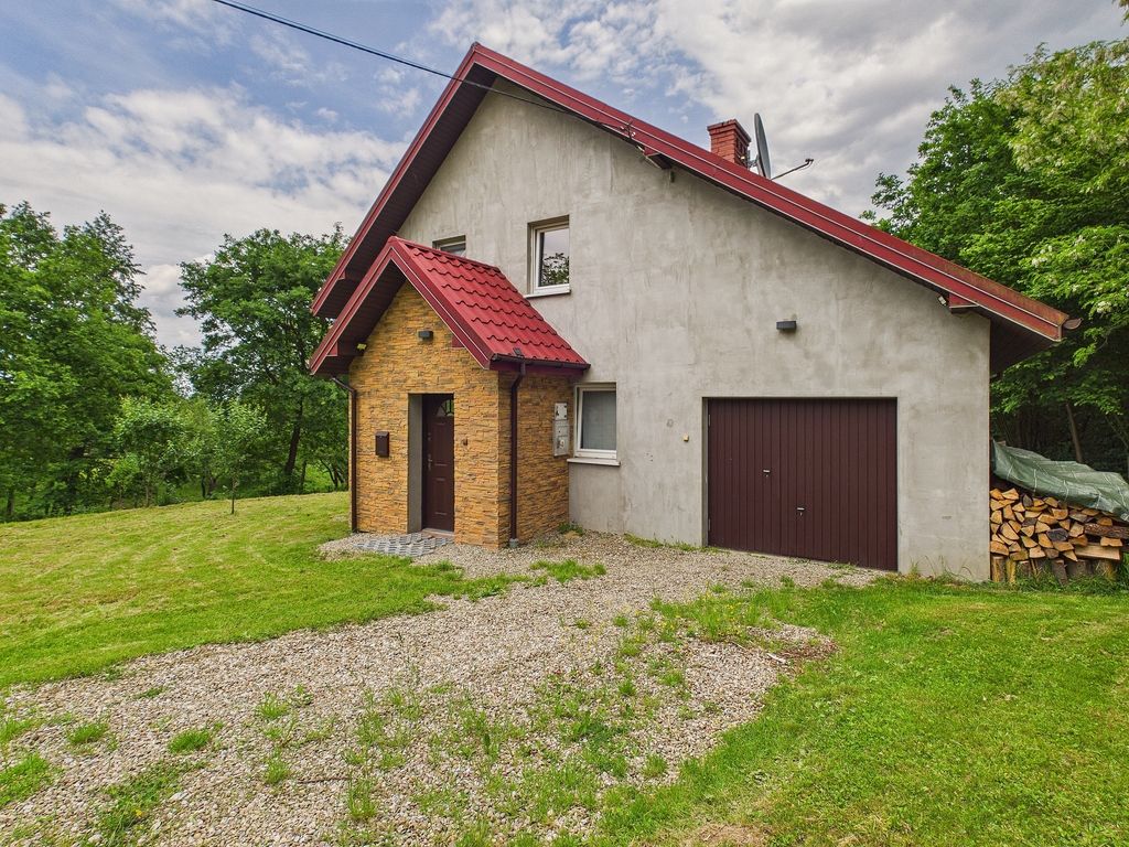 Dom - 5 pokoi - 123 m² - Wola Stróska