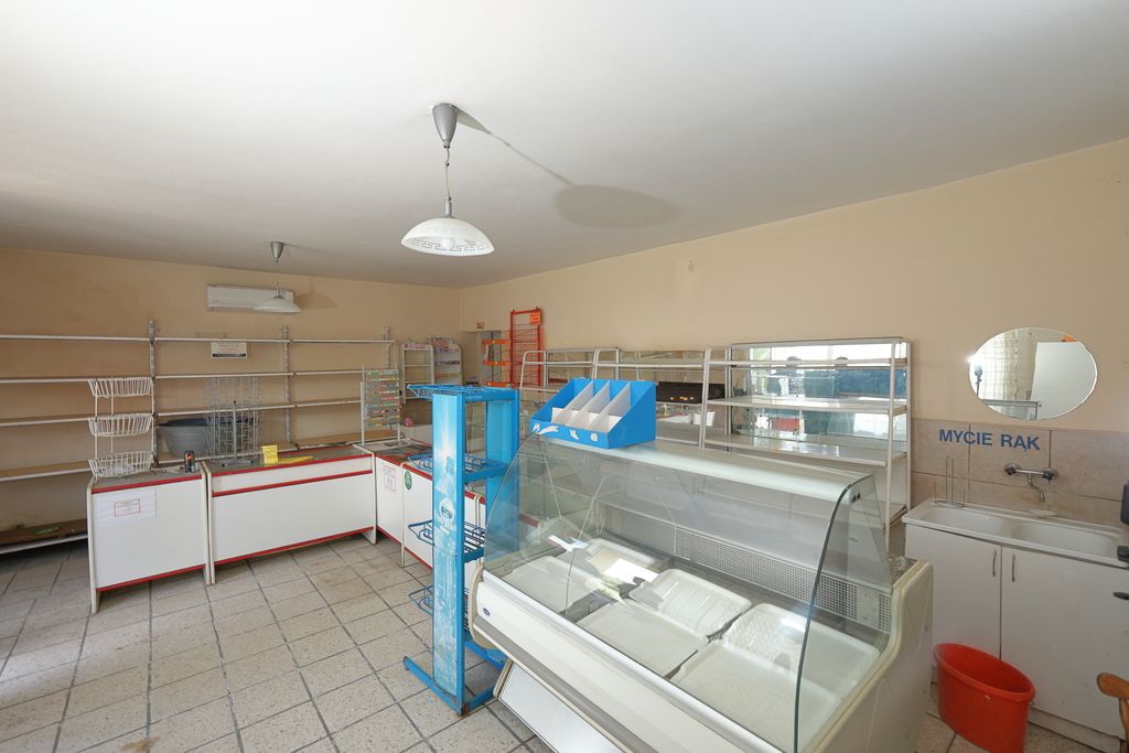 Haus - 8 Zimmer - 700 m² - ul. Kozielska Urbanowice