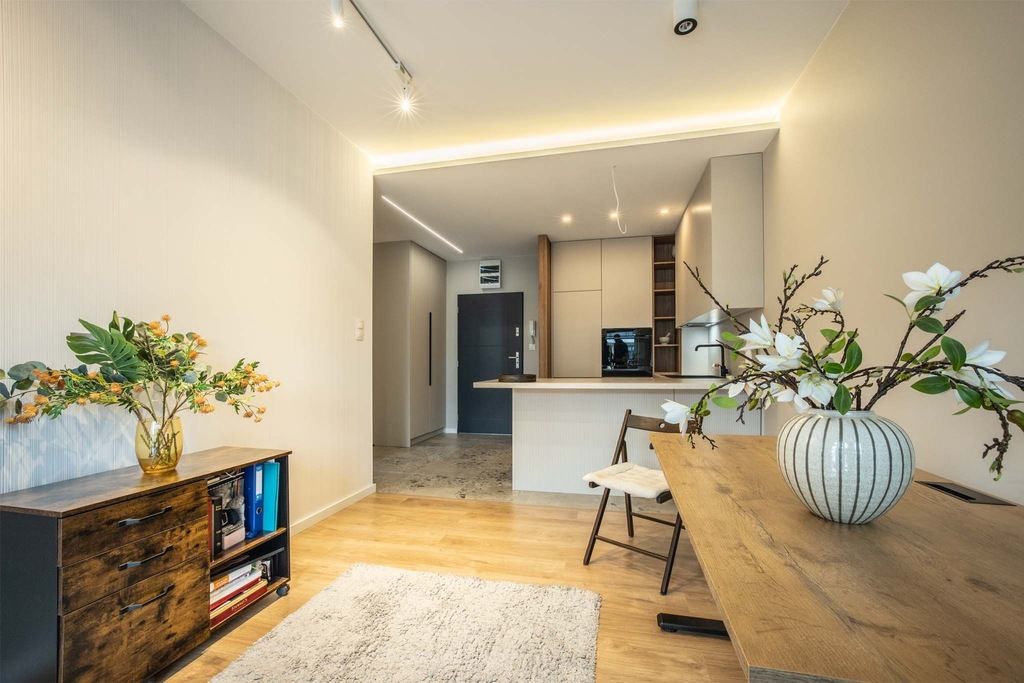 Apartamento - 2 habitaciones - 36 m² - ascensor - c/ Smugowa Pabianice