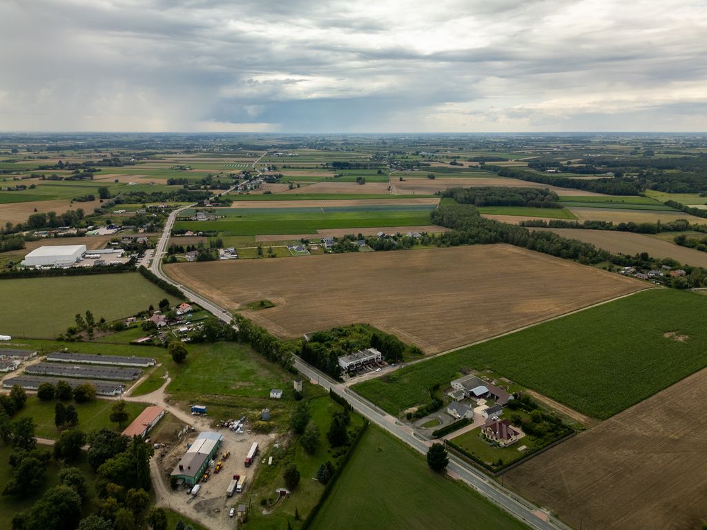 부지 - 142500 m² - Żdżarów