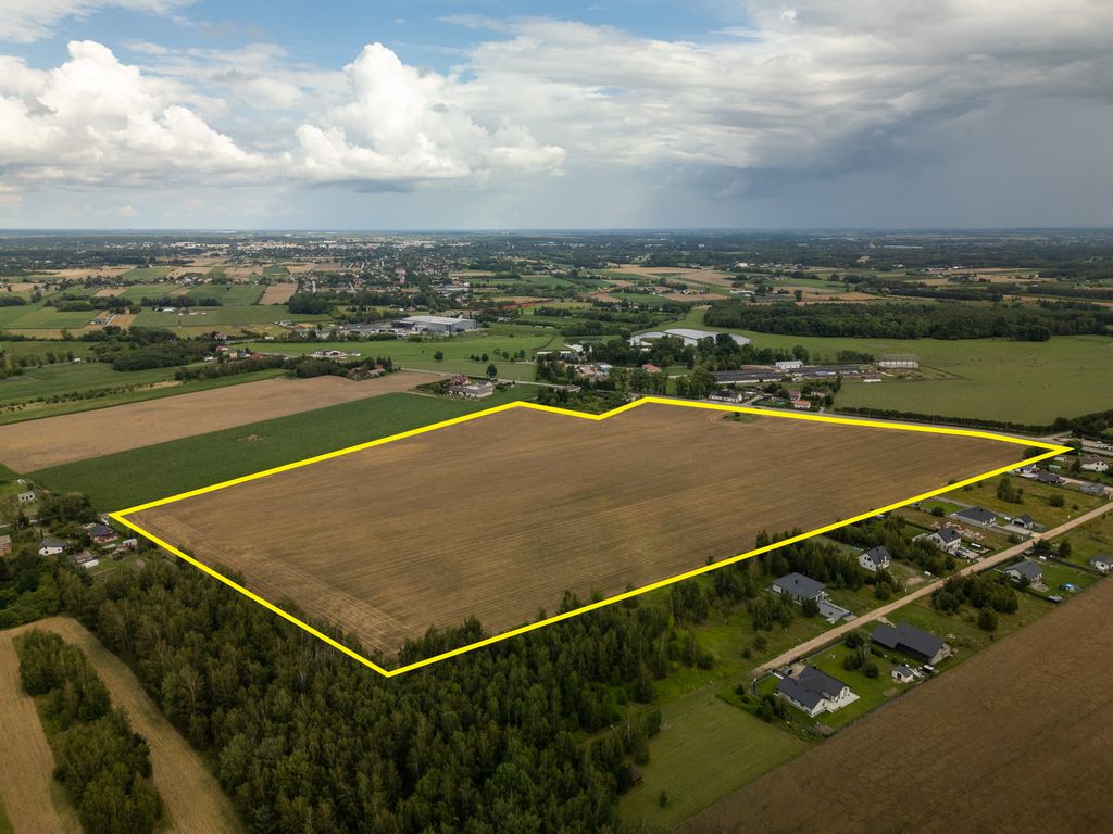 부지 - 142500 m² - Żdżarów