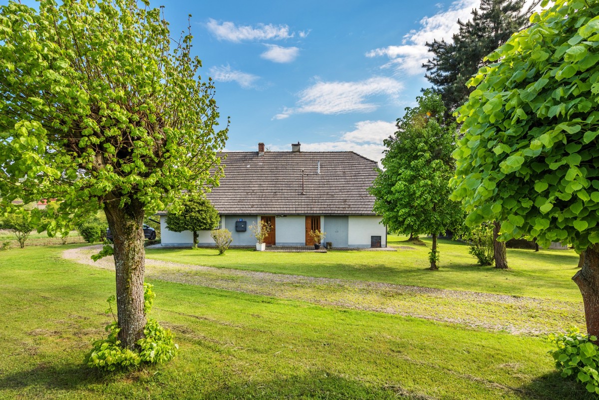 House - 3 rooms - 151 m² - Bieńkowice