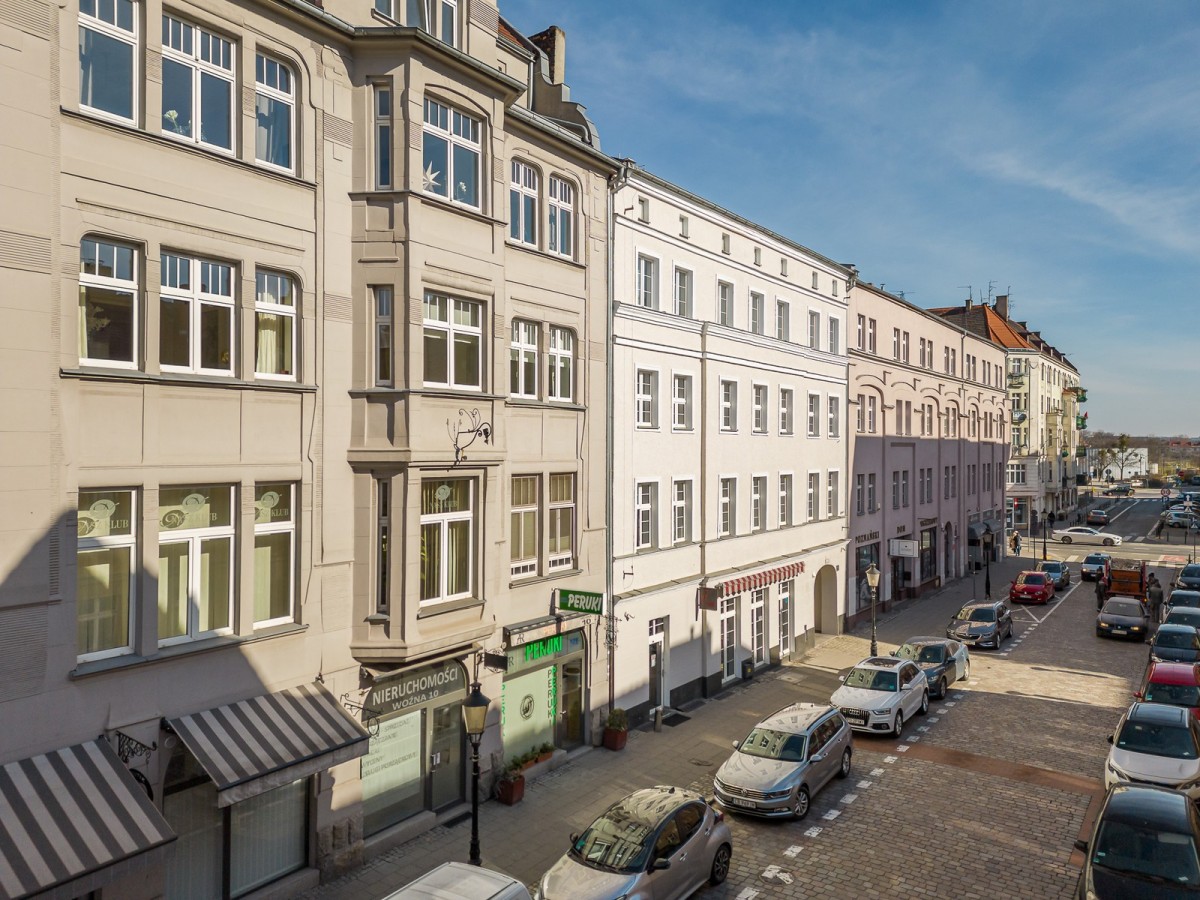 Дом - 21 комнат - 975 м² - ул. Woźna Познань Старый Город