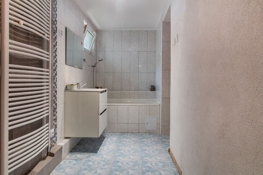 Haus - 3 Zimmer - 140 m² - Moniuszki Straße Żagań