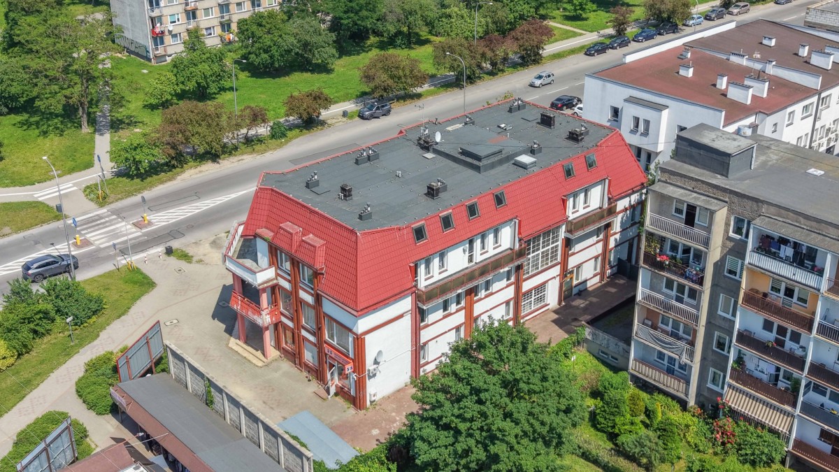 Obiekt - 36 pokoi - 1166 m² - ul. Piastowska Radomsko