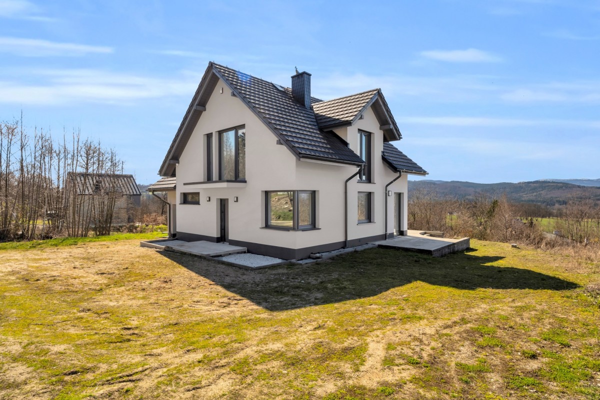 Дом - 5 комнат - 160 м² - Янковице Великие