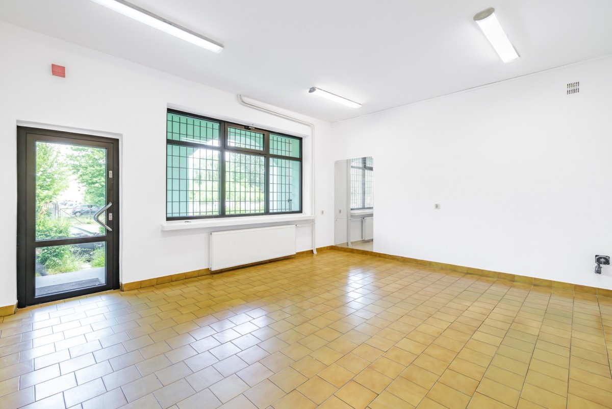 Premises - 7 rooms - 146 m² - Władysław Łokietka Street Sieradz