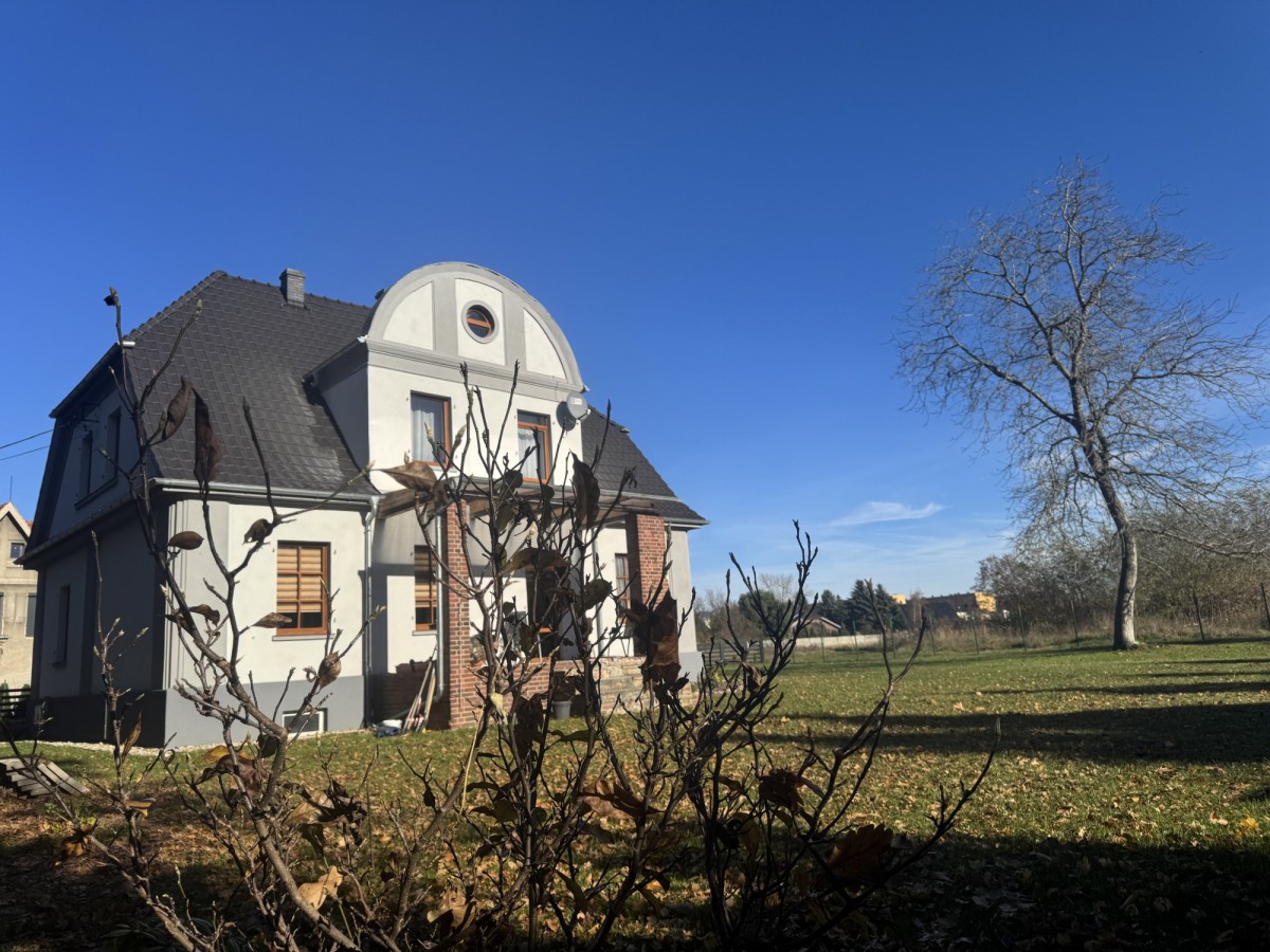 Будинок - 6 кімнат - 200 м² - вул. Репатріантів Губін