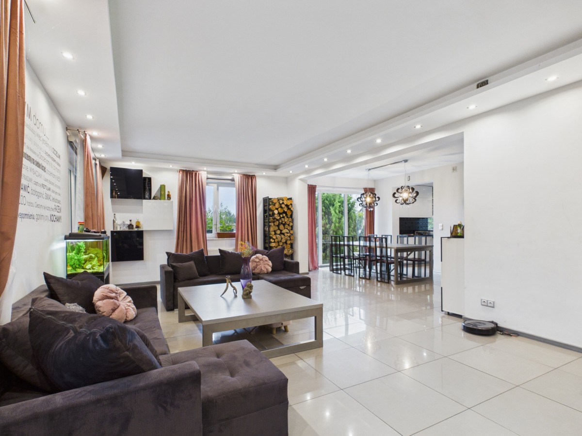 House - 9 rooms - 220 m² - ul. Łapiguz Łuków
