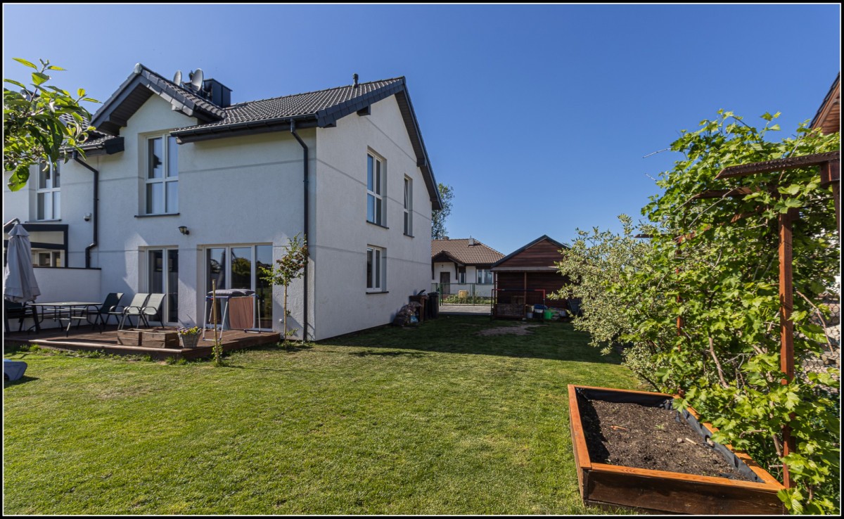 Appartamento - 5 stanze - 94 m² - via Jaskółcza Krzyszkowo