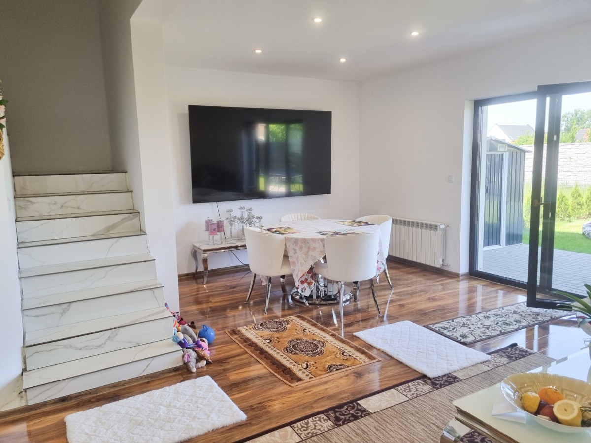 Дом - 4 комнаты - 130 м² - ул. Кórnicka Костшин
