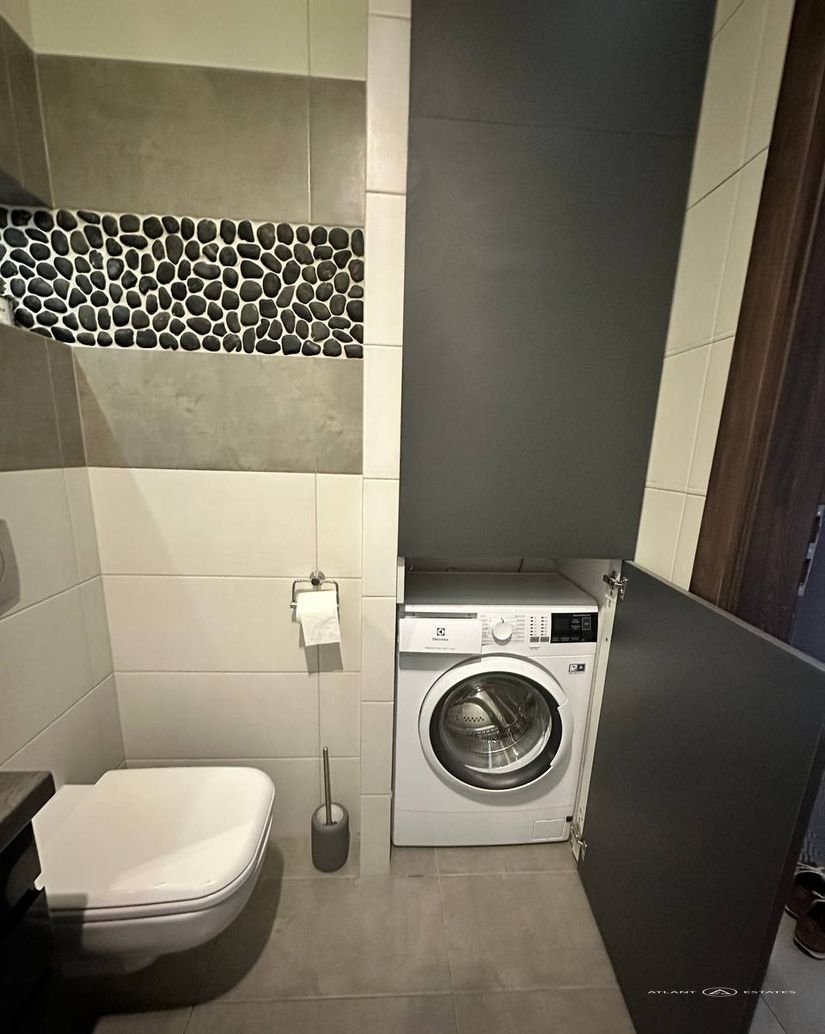 4 rooms | Air conditioning | Garage | Walk-in closet | Elevator | Klecina