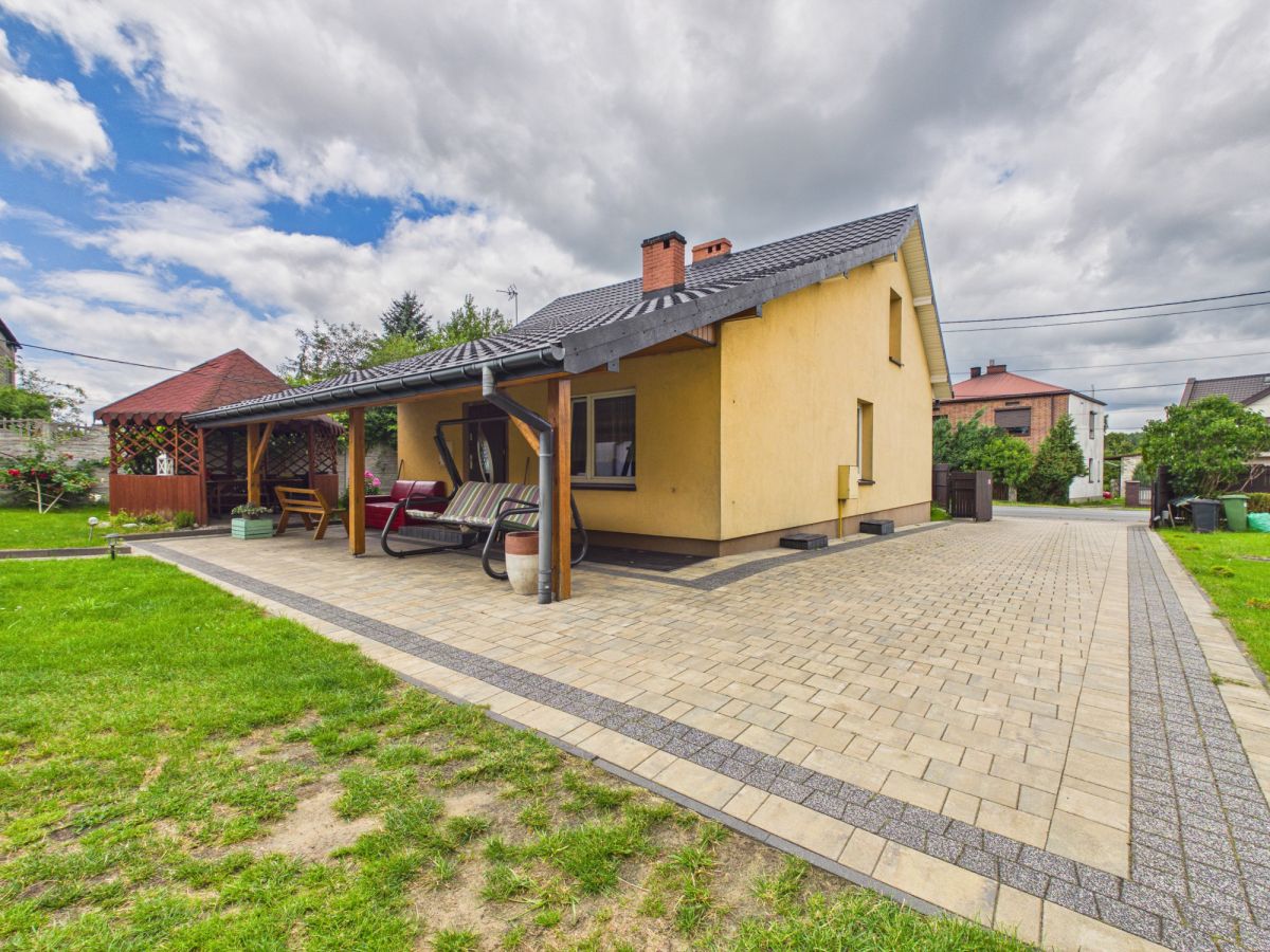 House - 4 rooms - 150 m² - 21 Stycznia Street Przeczyce