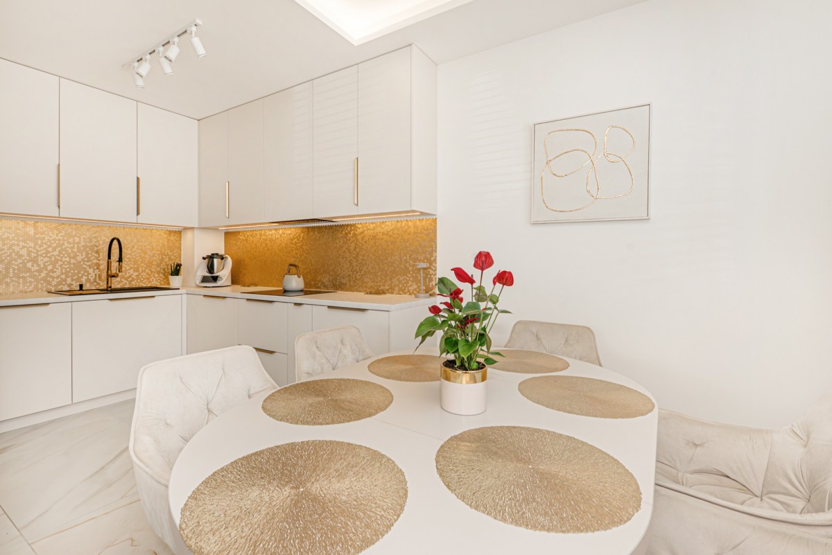 Wohnung - 4 Zimmer - 76 m² - ul. Augusta Jasin