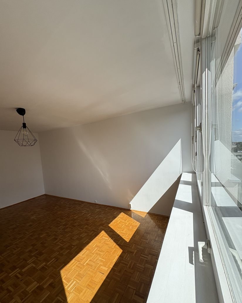Bright 2-Room Apartment in Szczepin, 46.4 m² for Sale