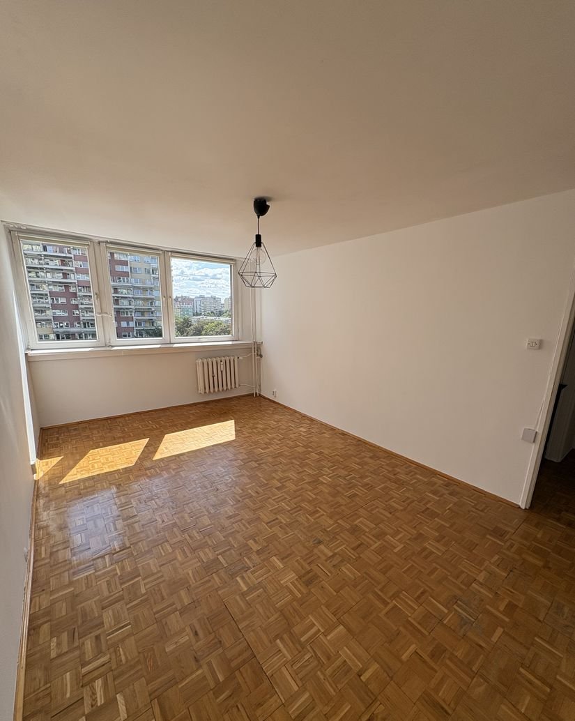 Bright 2-Room Apartment in Szczepin, 46.4 m² for Sale