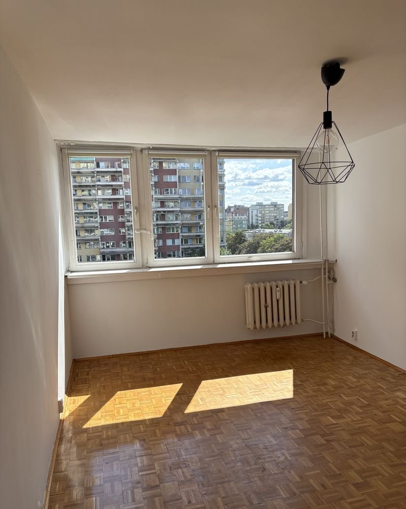 Bright 2-Room Apartment in Szczepin, 46.4 m² for Sale