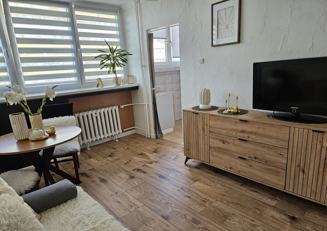 For sale a renovated apartment 38m2, ul. Kamienna, Wrocław-Krzyki