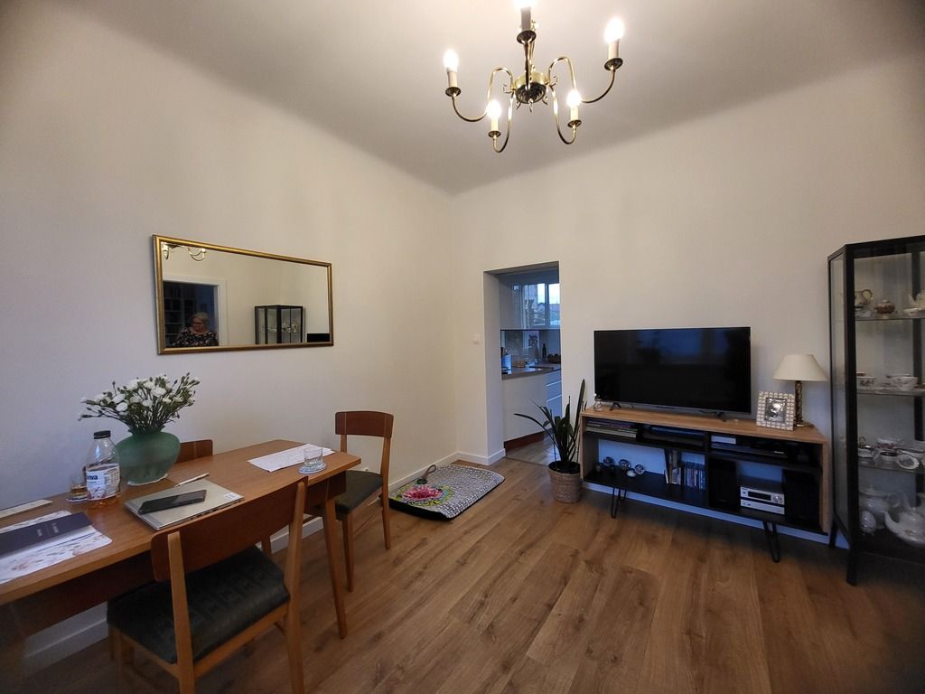 Apartamento - 2 habitaciones - 47 m² - c. Dos Espadas Varsovia Rembertów