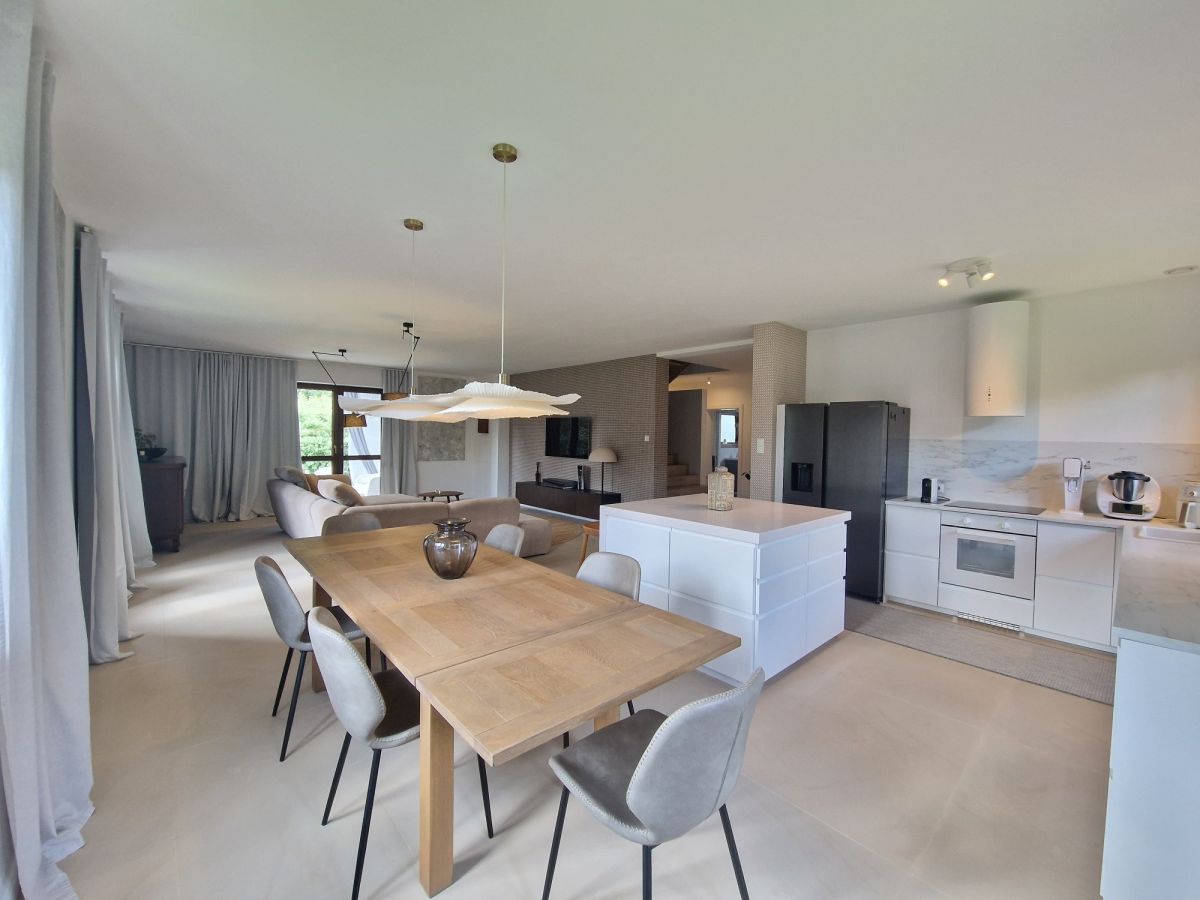 Будинок - 6 кімнат - 219 м² - вул. Grabowa Nasielsk