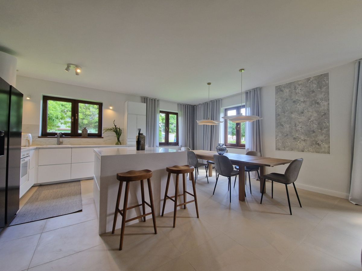 Будинок - 6 кімнат - 219 м² - вул. Grabowa Nasielsk