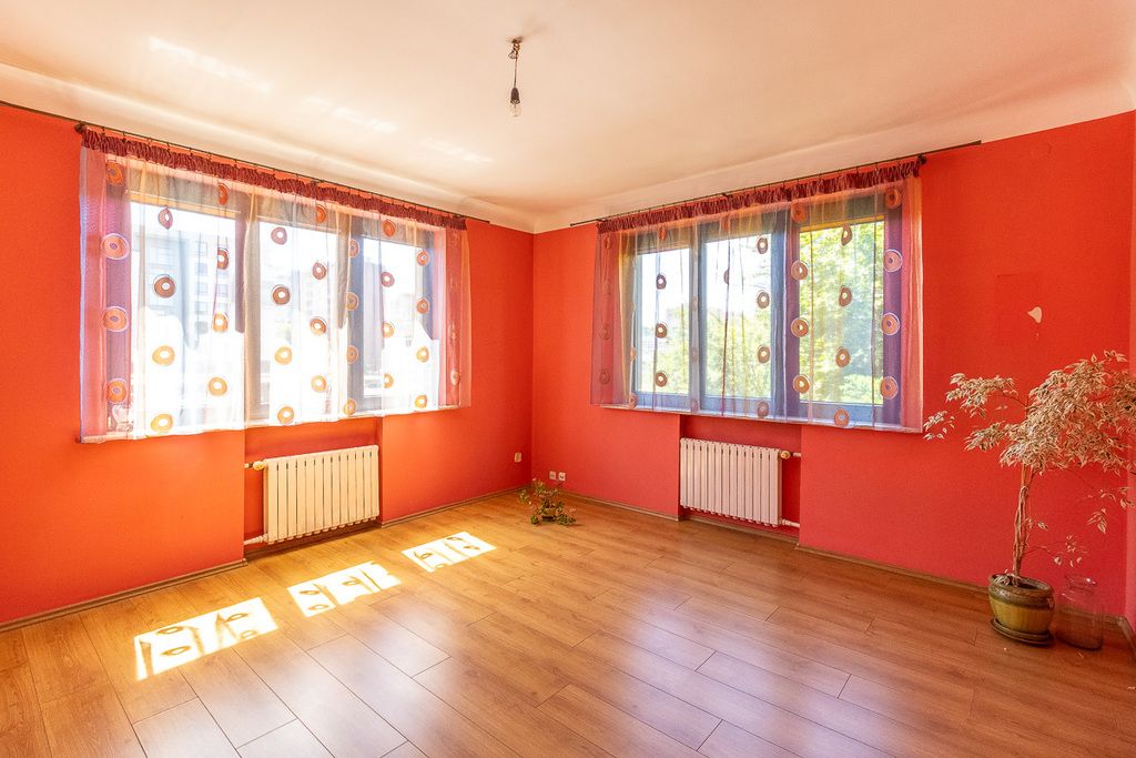 Casa - 8 habitaciones - 270 m² - c. Stanisława Przybyszewskiego Łódź Widzew