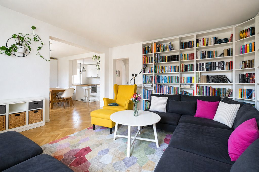 Haus - 7 Zimmer - 310 m² - ul. Pociągów Pancernych Niepołomice