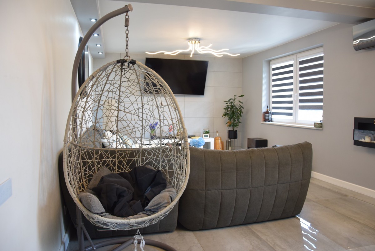 Casa - 320 m² - Karpin