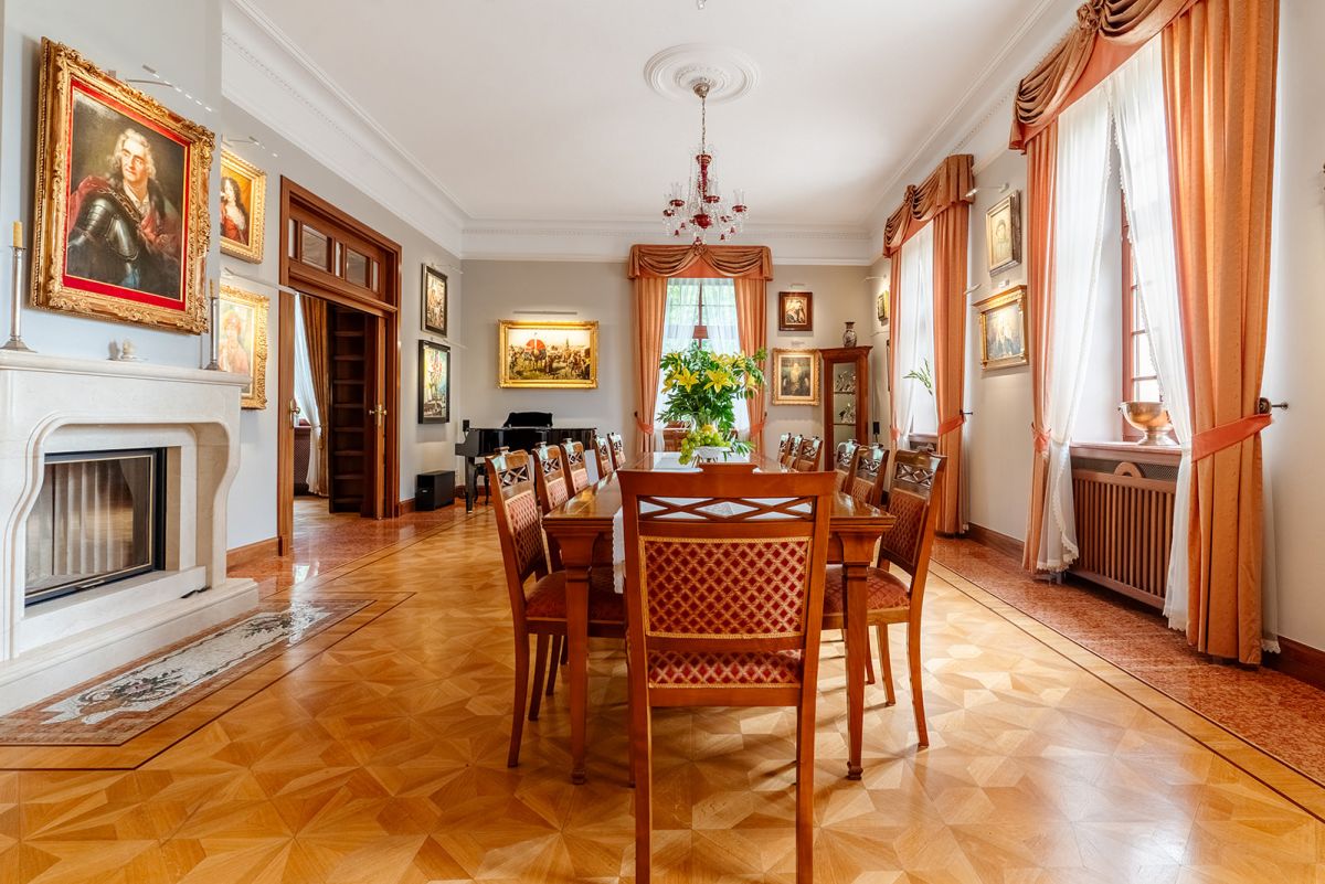 Haus - 16 Zimmer - 2101 m² - Godurowo