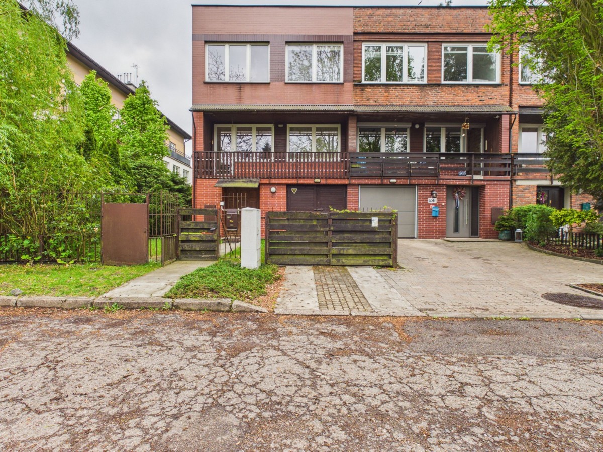 Будинок - 7 кімнат - 160 м² - вул. Балтійська Катовіце Паневники
