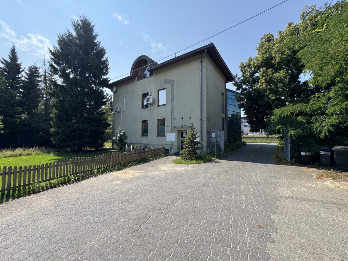 로컬 - 98 m² - ul. Obornicka Poznań Suchy Las