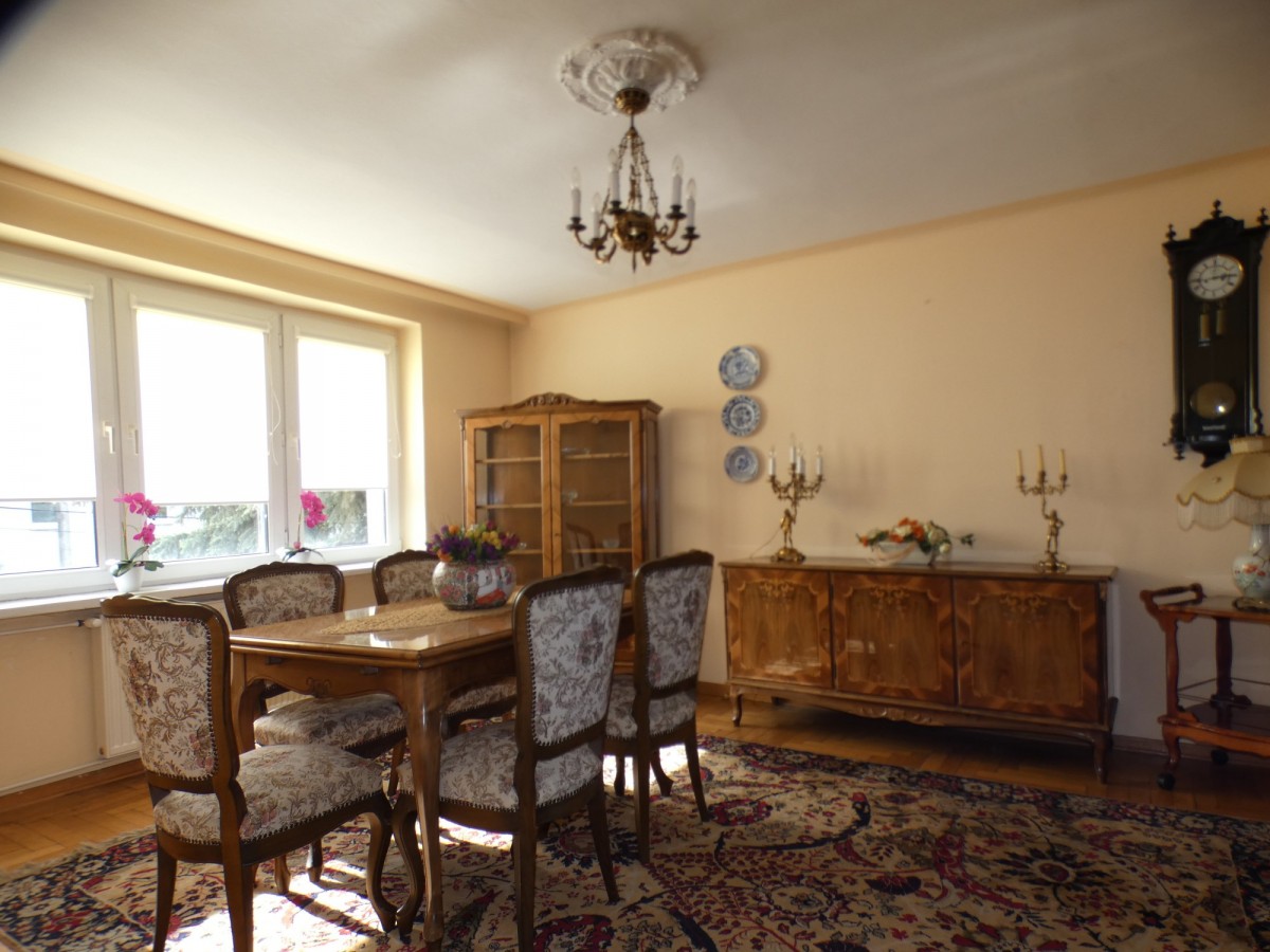 House - 4 rooms - 250 m² - al. Aleja Bzów Warsaw
