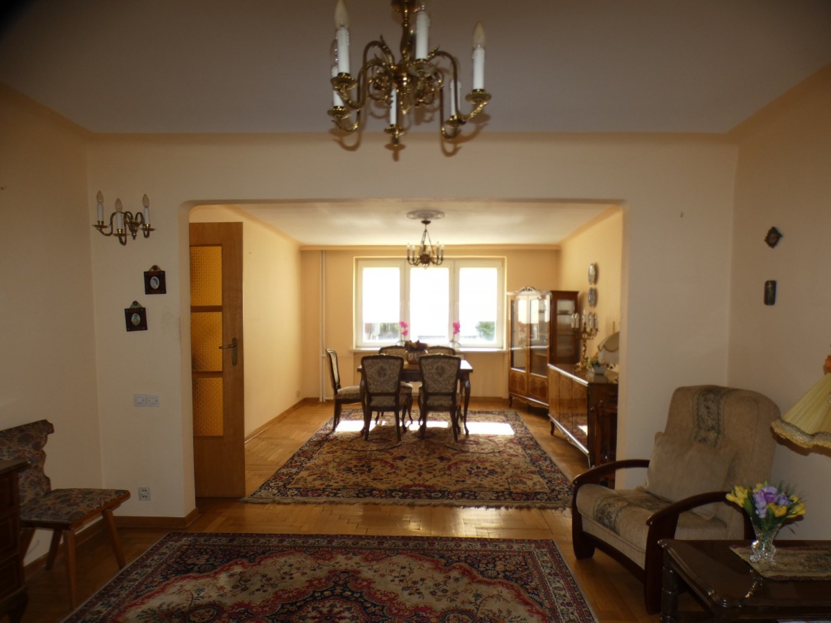 House - 4 rooms - 250 m² - al. Aleja Bzów Warsaw