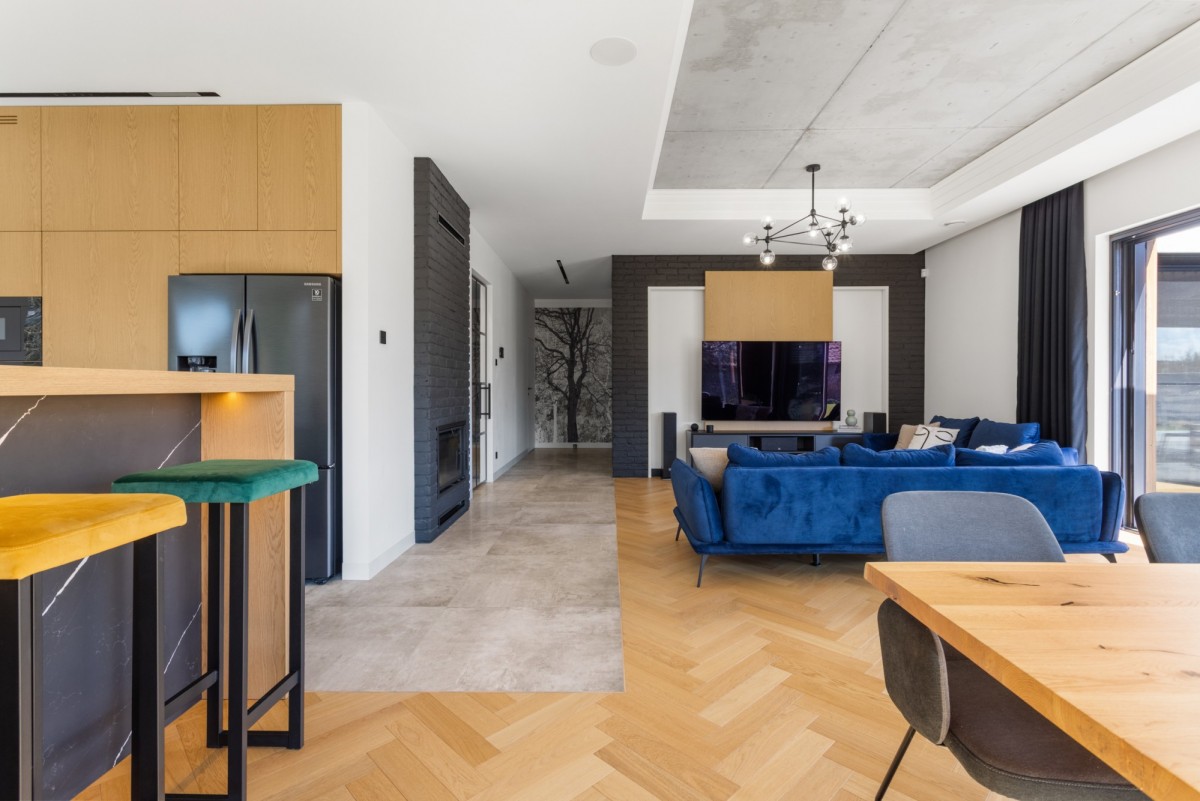 Будинок - 8 кімнат - 270 м² - Палєндзе