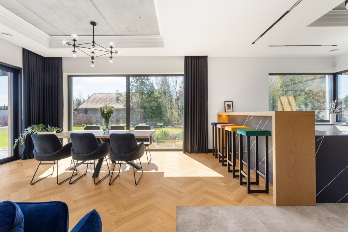 Будинок - 8 кімнат - 270 м² - Палєндзе