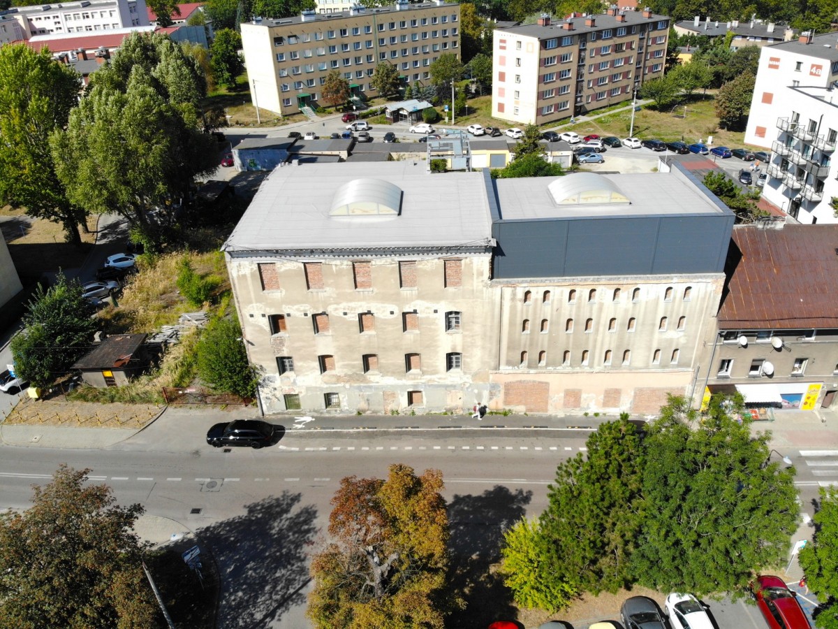 객체 - 715 m² - ul. Młyńska Mikołów